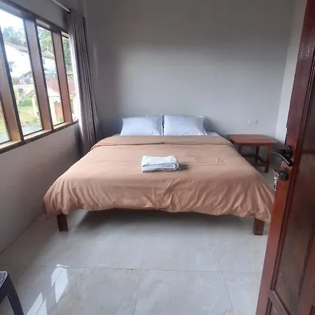 Smiley'S Homestay Berastagi Exterior photo