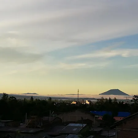 Smiley'S Homestay Berastagi Exterior photo