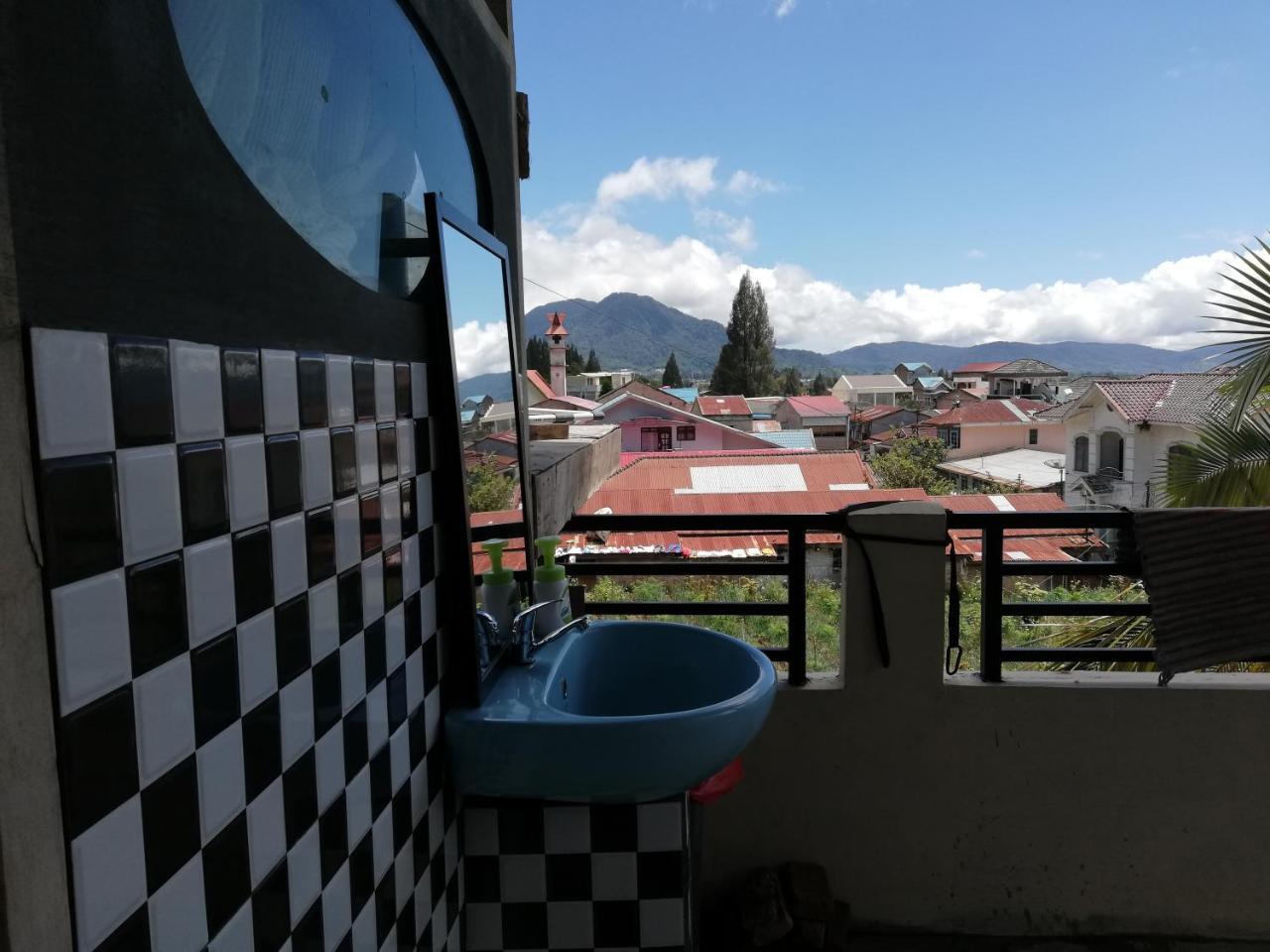 Smiley's Homestay *