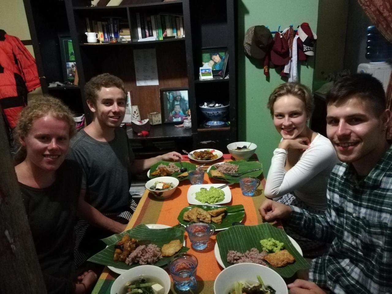 Homestay Smiley's Berastagi
